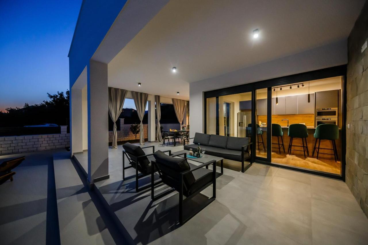 Villa Luka Kaštela Екстериор снимка