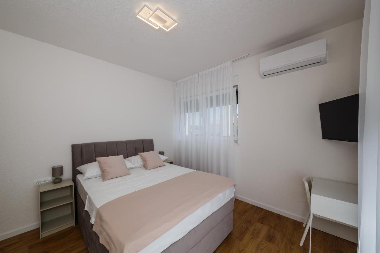 Villa Luka Kaštela Екстериор снимка