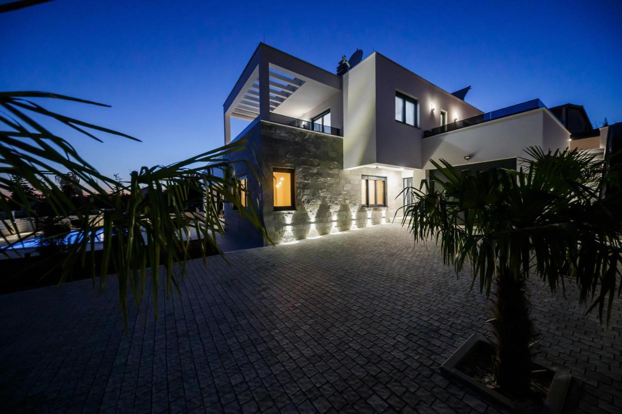 Villa Luka Kaštela Екстериор снимка