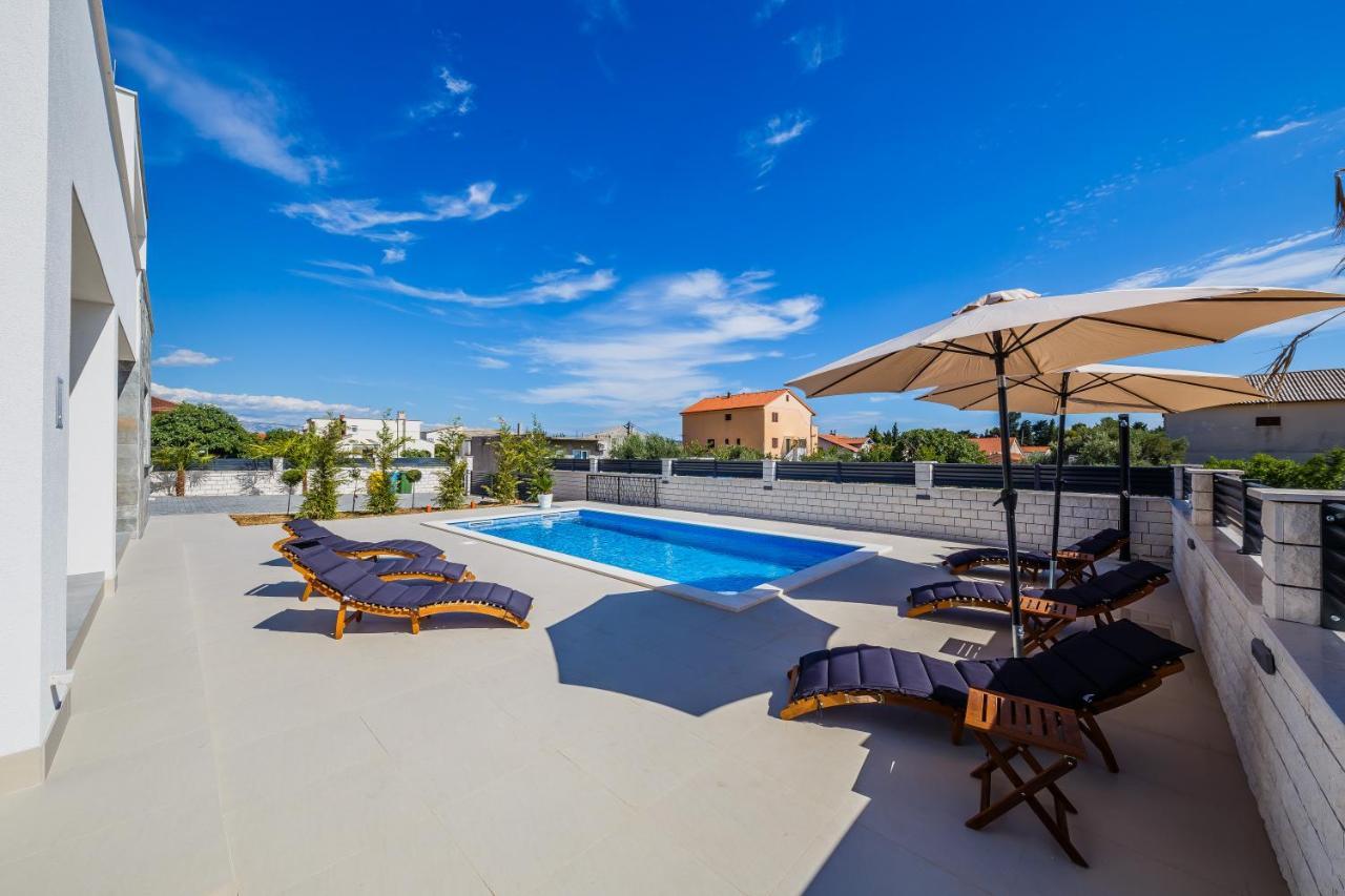 Villa Luka Kaštela Екстериор снимка
