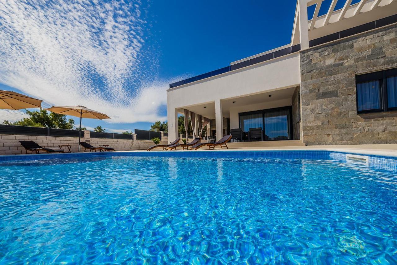 Villa Luka Kaštela Екстериор снимка
