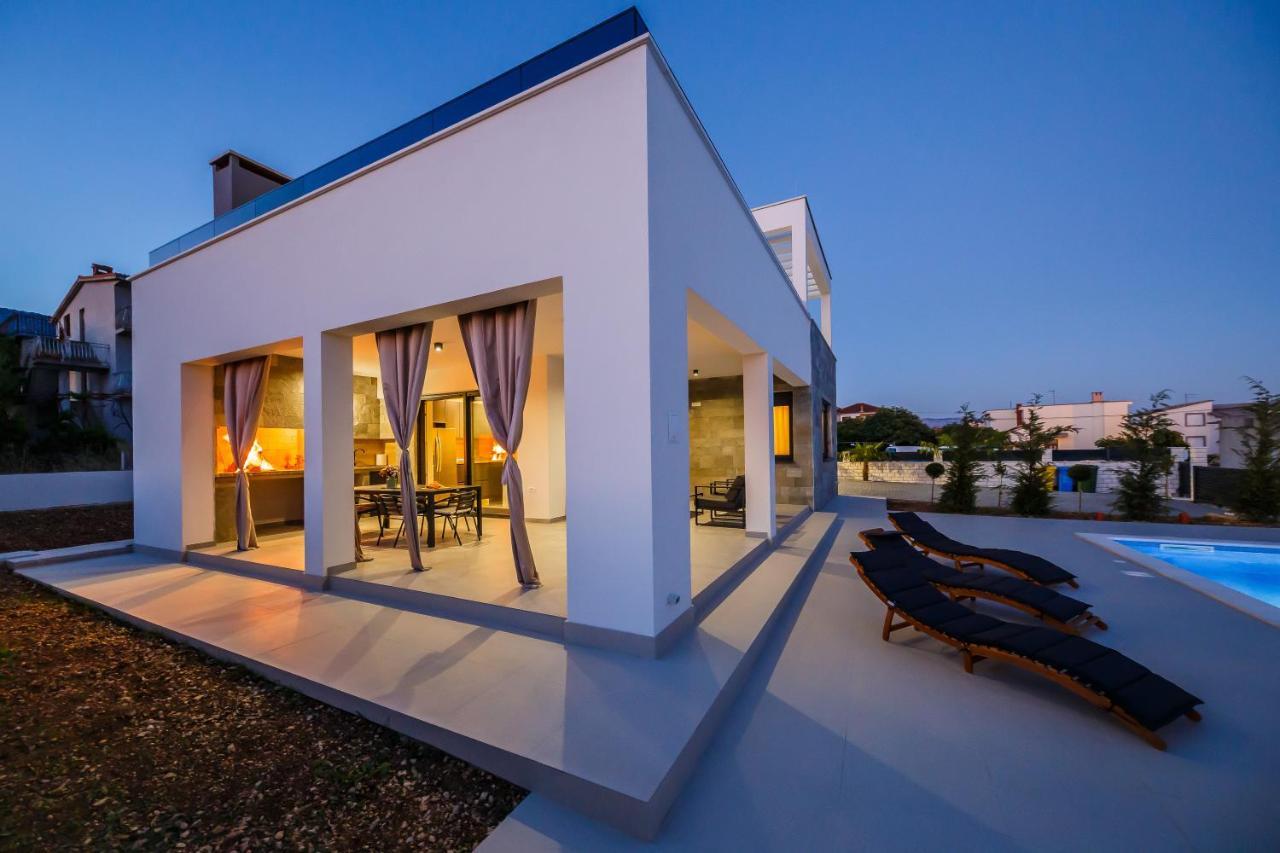 Villa Luka Kaštela Екстериор снимка
