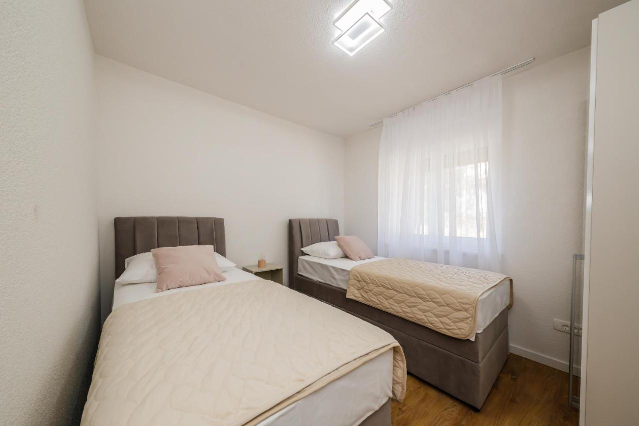 Villa Luka Kaštela Екстериор снимка